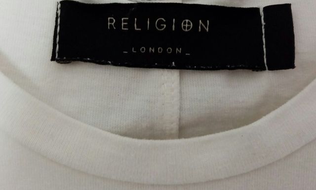 3 Camisetas - Religion