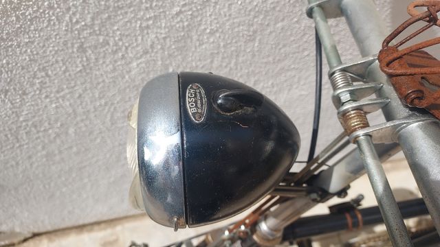 Bicicleta antigua varillas