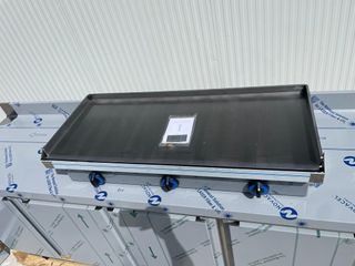 Plancha a gas 3 fuegos mundigas nuevas
