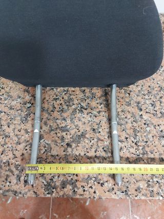REPOSACABEZAS DE VW
