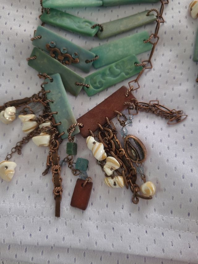 LAGA collar y pendientes