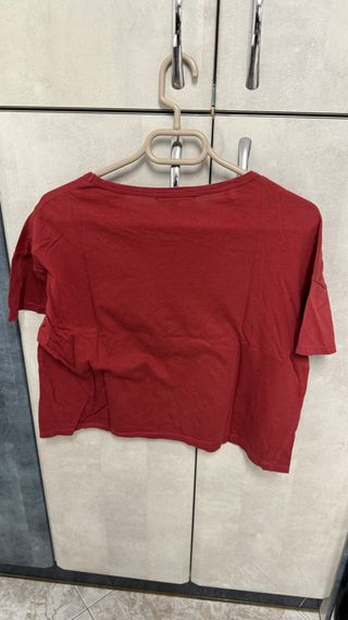 Camiseta de manga corta granate, Pull and Bear