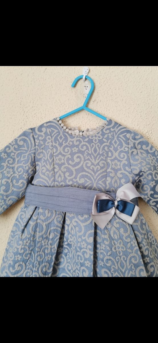 vestido de niña talla 2 años.