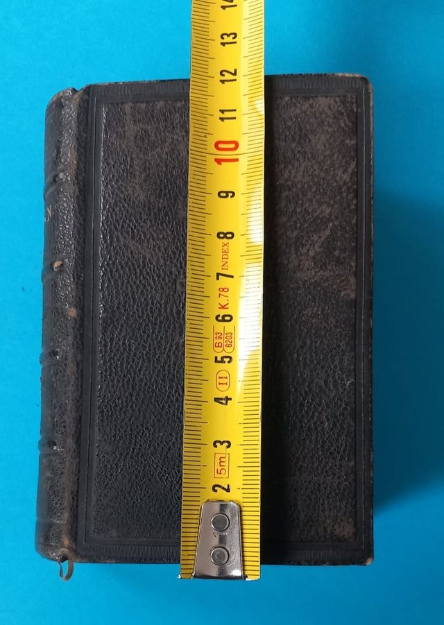 Devocionario antiguo