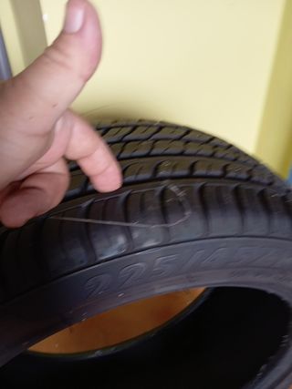 Neumáticos nuevos
