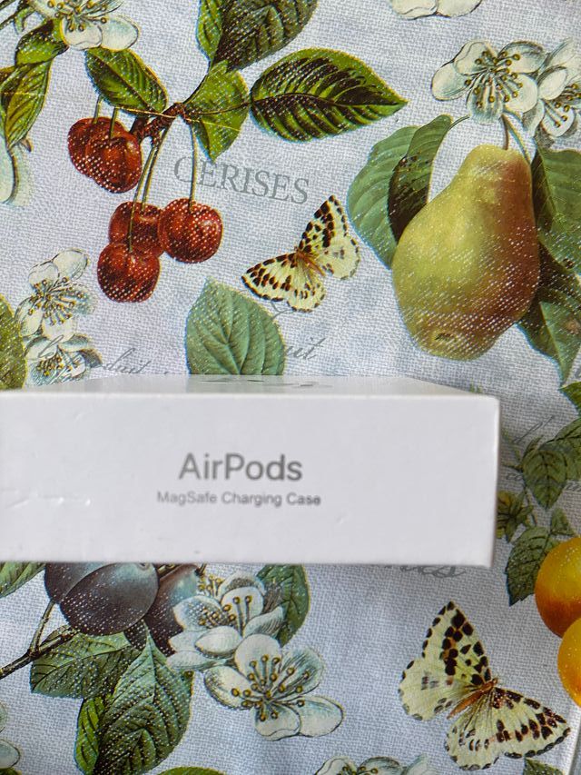 Apple AirPods 3°gen con custodia ricarica MagSafe