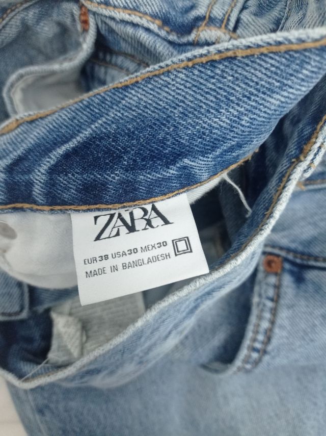 Pantalón chico vaquero zara