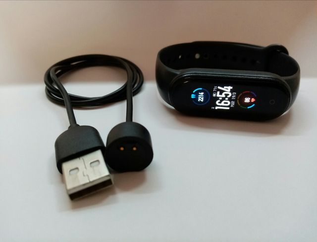 Xiaomi Mi Band 5+1Auricular.