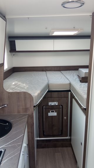 Autocaravana Benimar Yrteo 861 camas gemelas