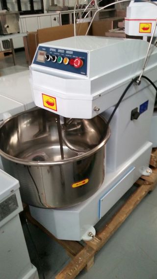 AMASADORA ESPIRAL 80 LITROS 2399