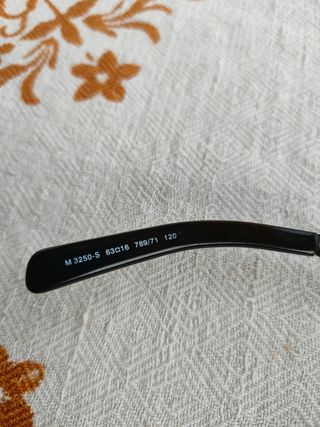 Occhiali da sole vintage Moschino