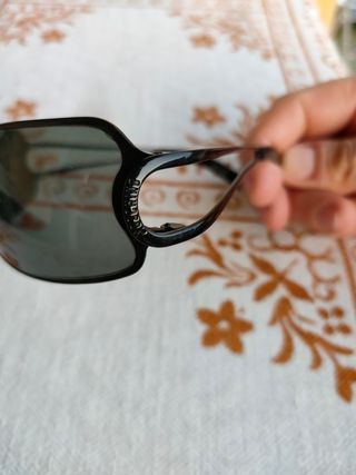 Occhiali da sole vintage Moschino