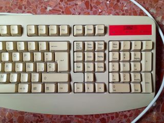 Teclado antiguo JUMP