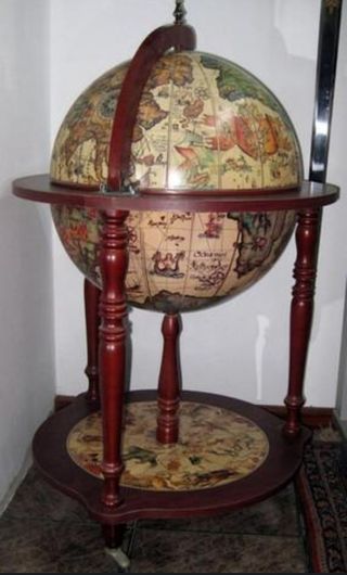 Mesa bar bola del mundo