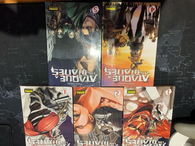 Primeros 5 tomos ataque a los titanes