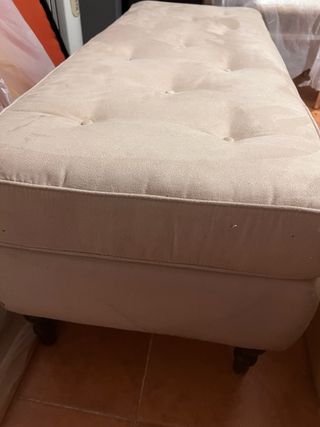 Banqueta pie de cama