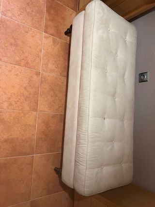 Banqueta pie de cama