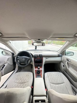 Mercedes-Benz Clase C200 2004