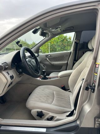 Mercedes-Benz Clase C200 2004