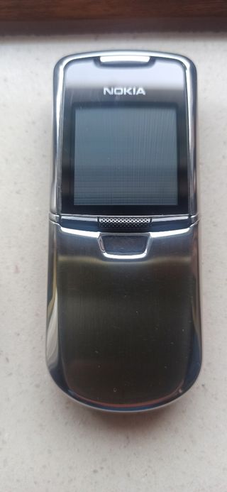 Teléfono Nokia 8800