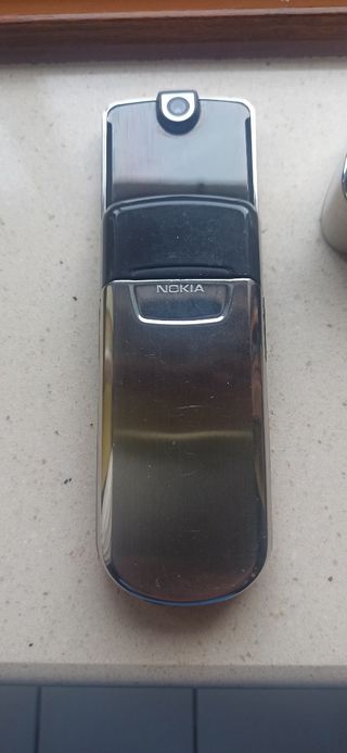 Teléfono Nokia 8800