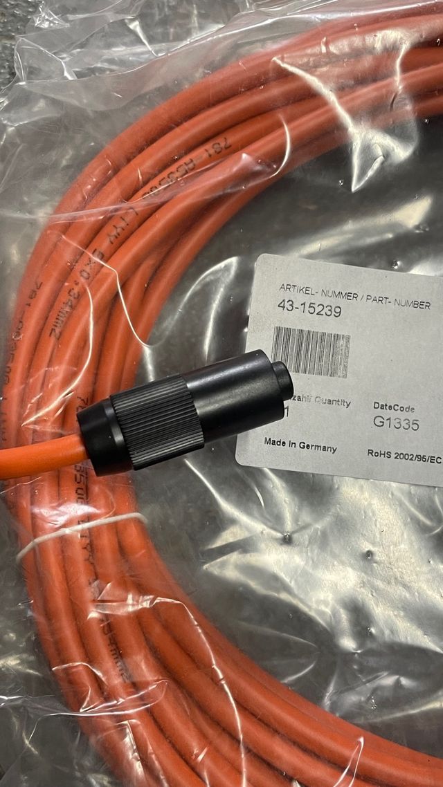 Cavi di segnale prominenti