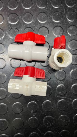 3 Valvulas Pvc de 1/2”