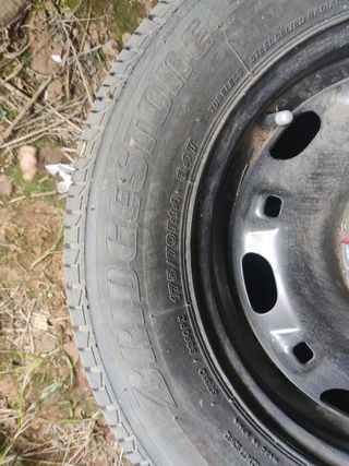 Rueda repuesto 