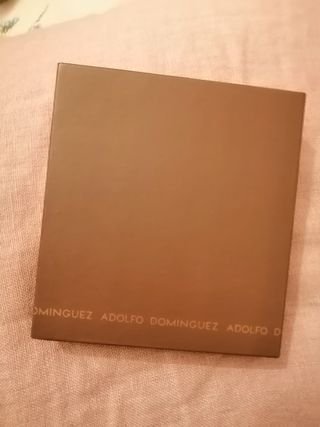 Monedero piel de Adolfo Dominguez
