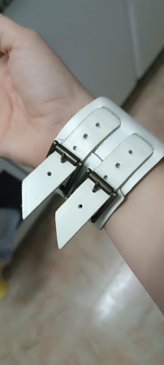 Brazalete de Cuero blanco