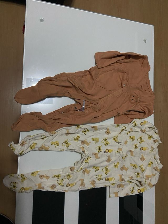 Pack 2 pijamas 9-12 meses