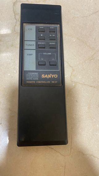 Mini cadena sanyo tocadisco y cd jvc