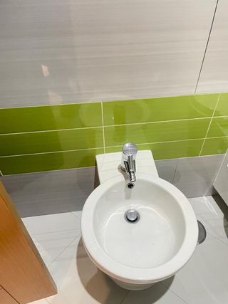 Sanita e bidé Suspensos Sanindusa