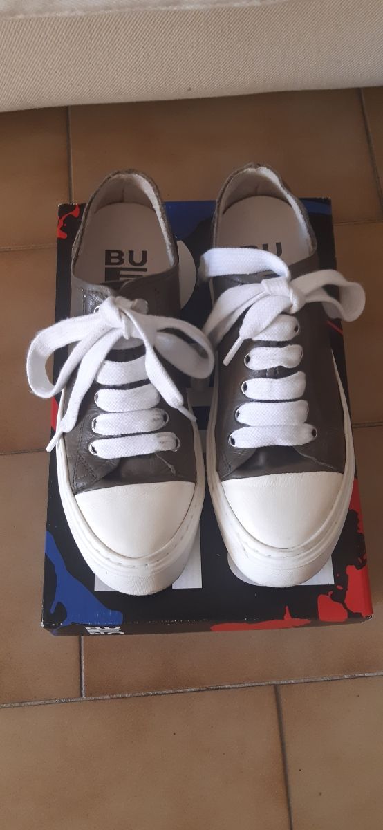 Snakers marca Bueno nr 38