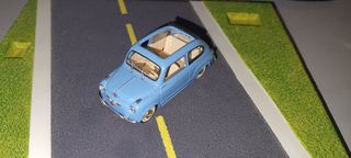 Coleccion coches escala 1 43 Seat 600