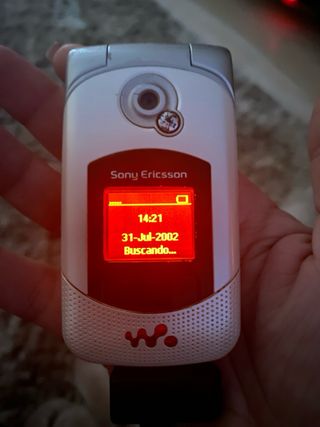 Telefono Sony Ericsson W300i