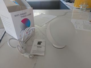 Wi-fi smart table lamp