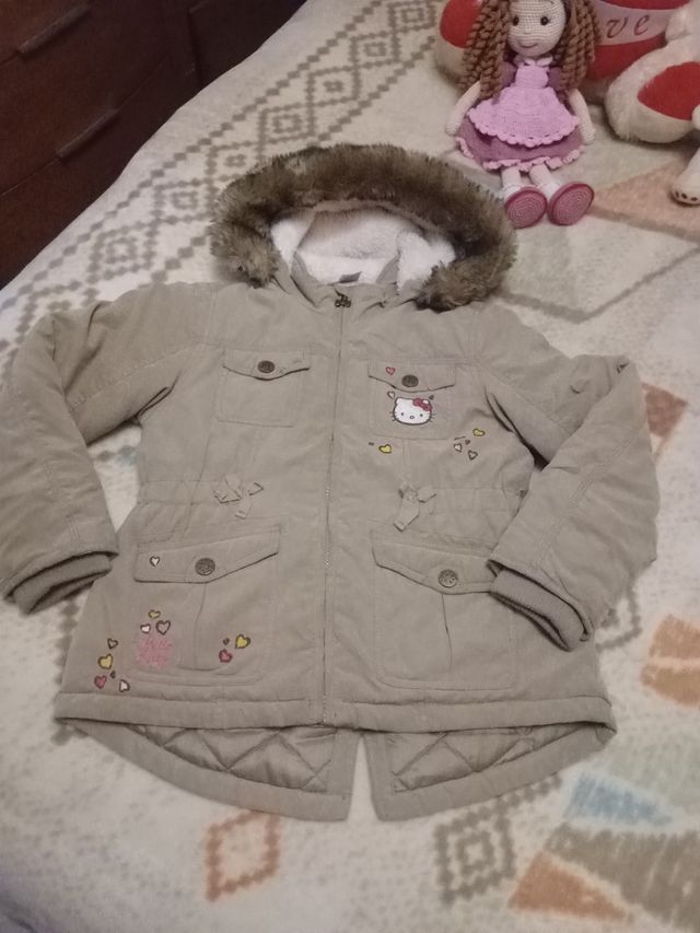 Abrigo niña Kitty t 128, muy calentito