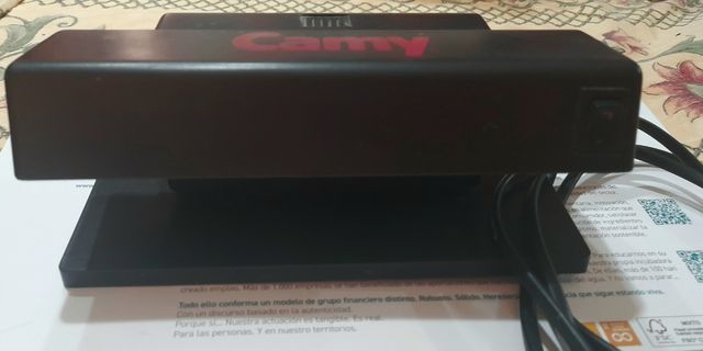 Detector de billetes falsos