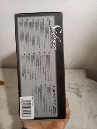 Lamborghini Aventador LP 700-4 Argento