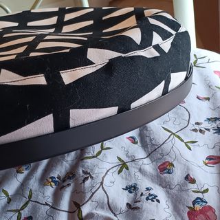 Supporto PC da letto ikea