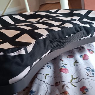 Supporto PC da letto ikea