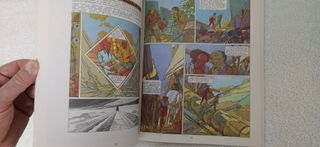 SCHUITEN + RENARD- El Raíl
