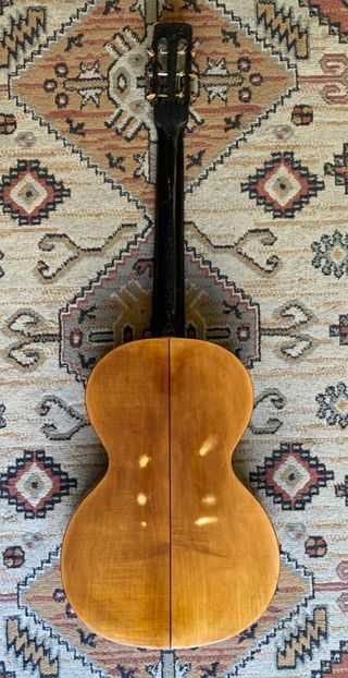 Guitarra romántica de 1900