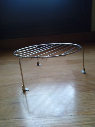 Parrilla para posar molde o cazuela