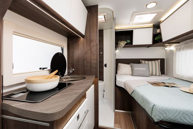 Autocaravana Benimar Tessoro 430 6mt cama francesa