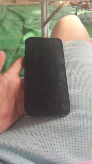 Play station 5 y iphone 13