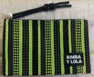 Bolso/neceser de Bimba y Lola
Medida: 29cm x 19cm