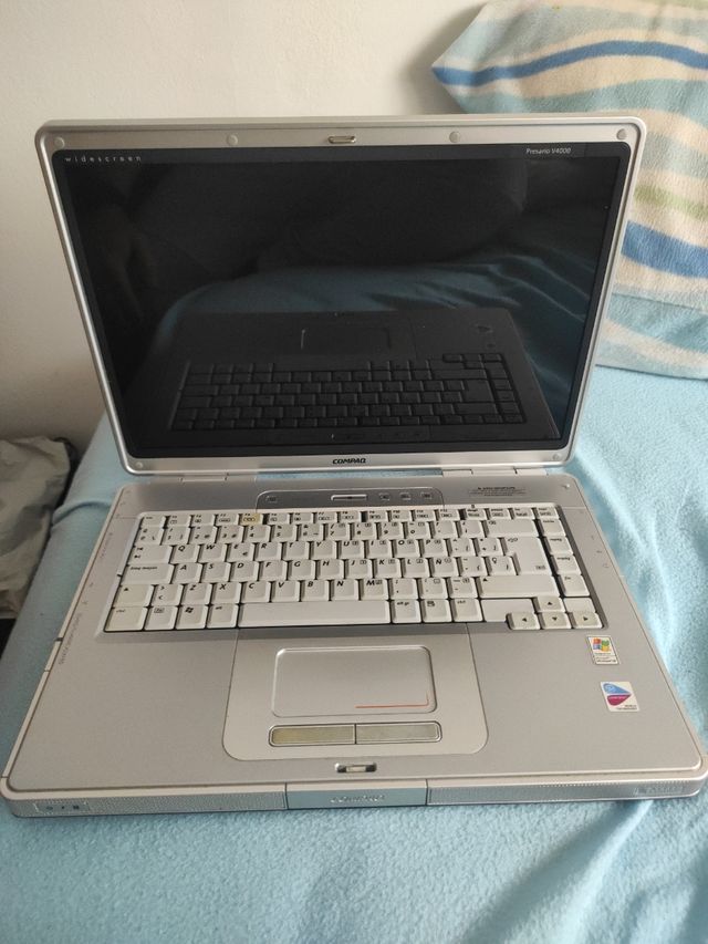 Portátil compaq