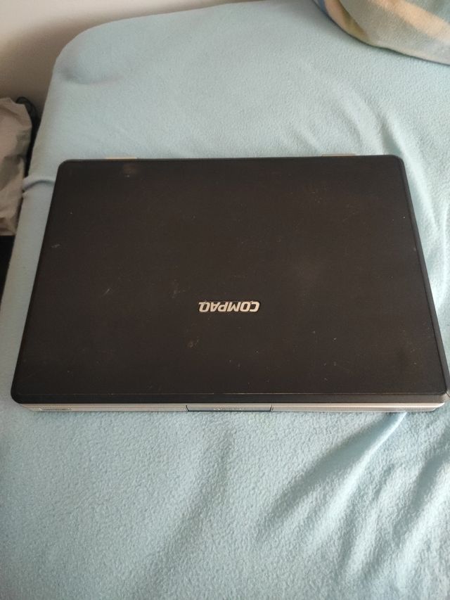 Portátil compaq